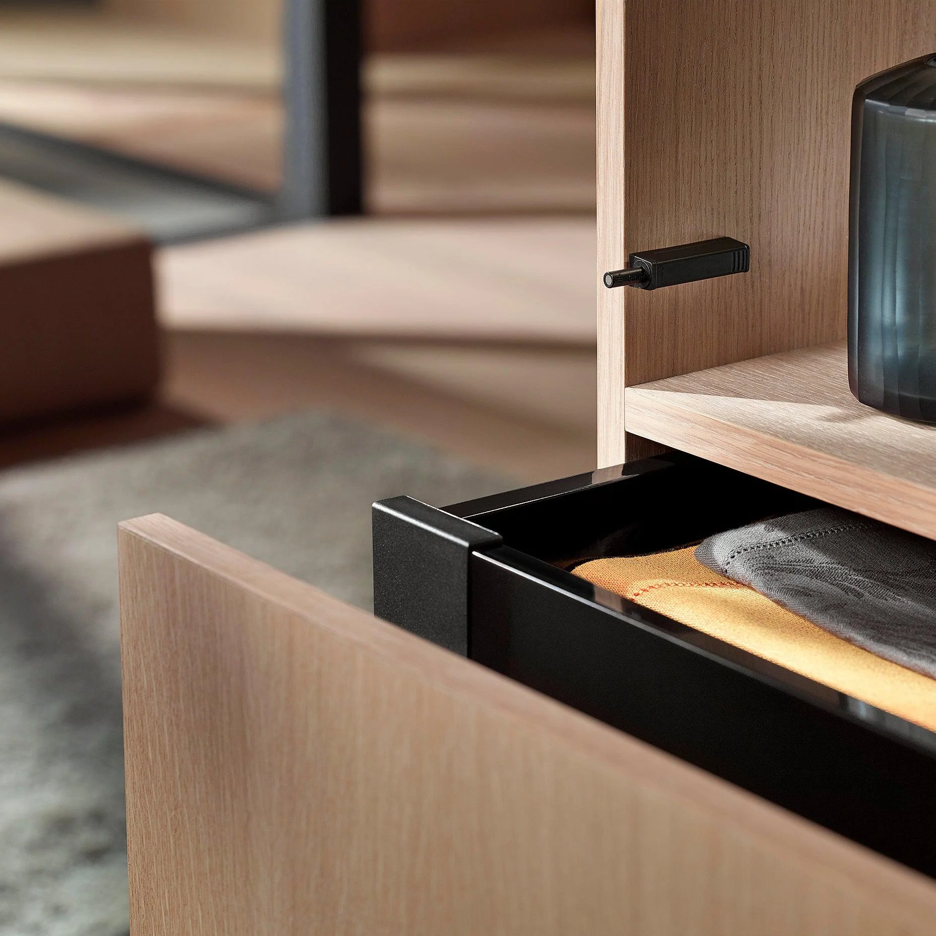 Blum Tip On Long Black - 956A1004 - Image 4