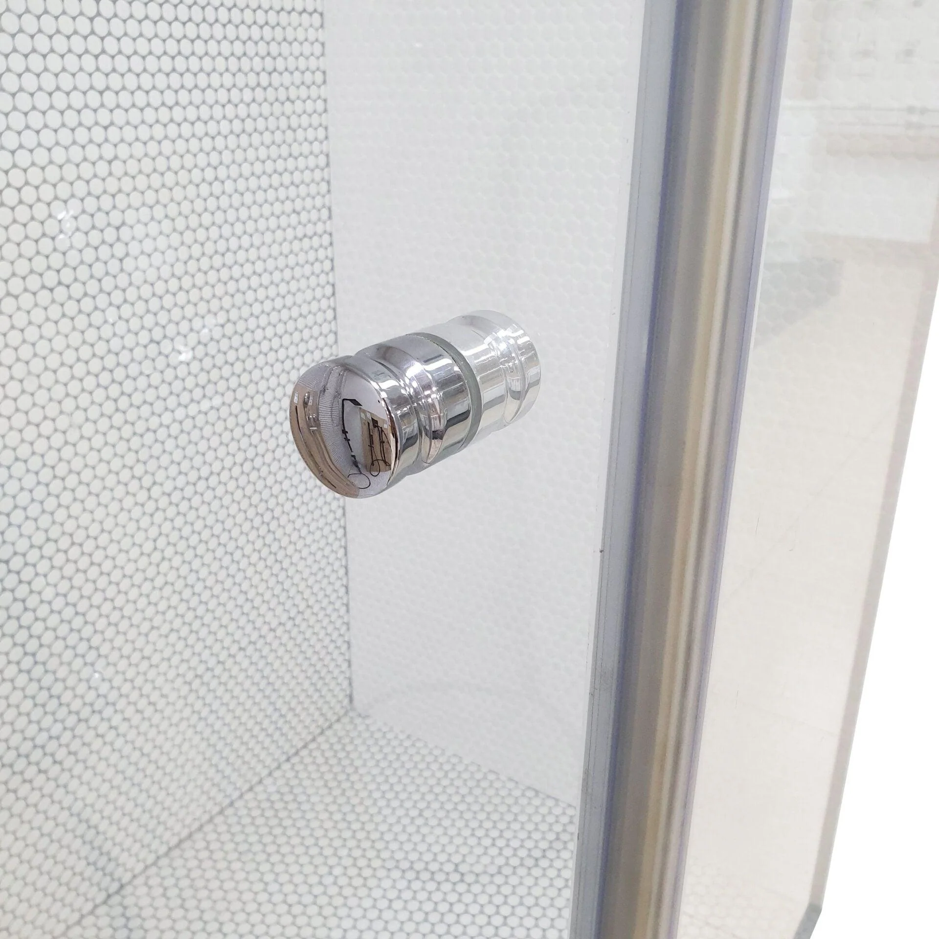 Frameless Square Showerscreen - Image 3