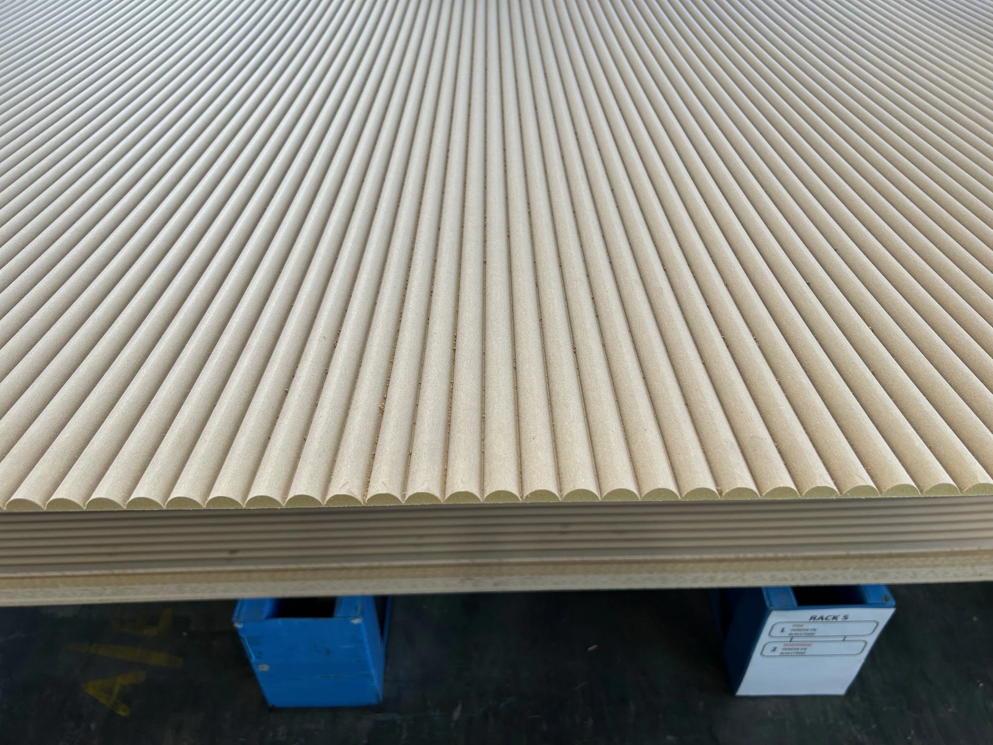 Half Round Bending Panel 2400x1200x9mm - Raw MR MDF - Image 16