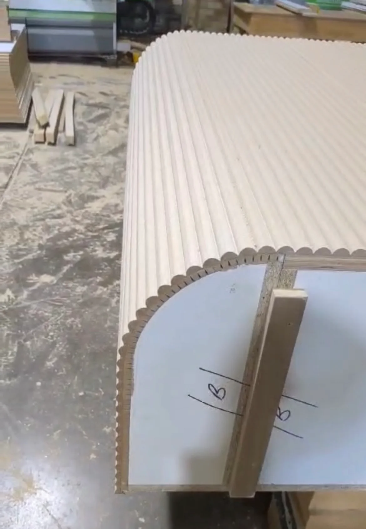 Half Round Bending Panel 2400x1200x9mm - Raw MR MDF - Image 5