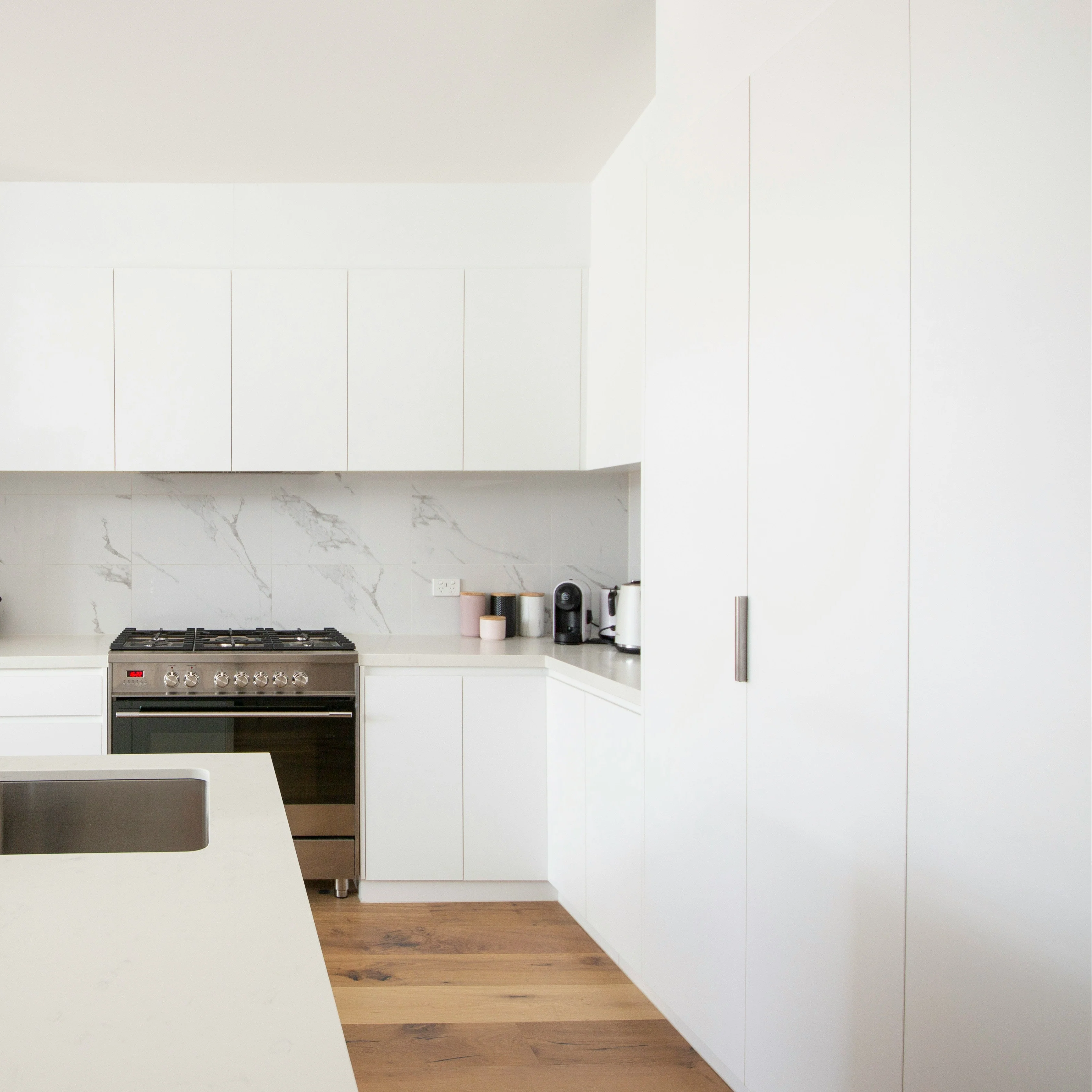 Polar White Matt MR MDF 16mm x 2400x1200mm
